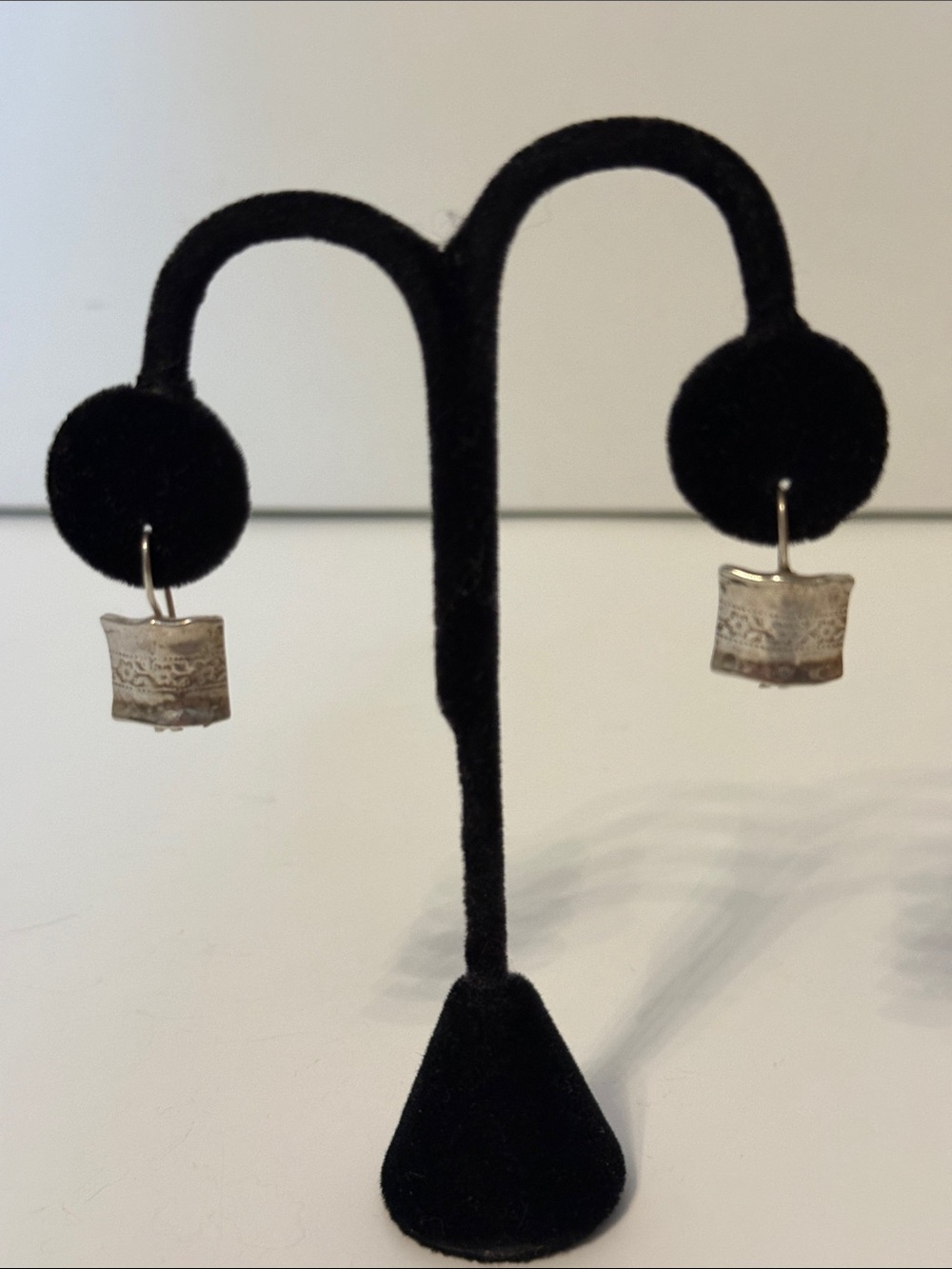 DIDAE ISRAEL EARRINGS STERLING SILVER 925 FLORAL HAMMERED FRENCH HOOK